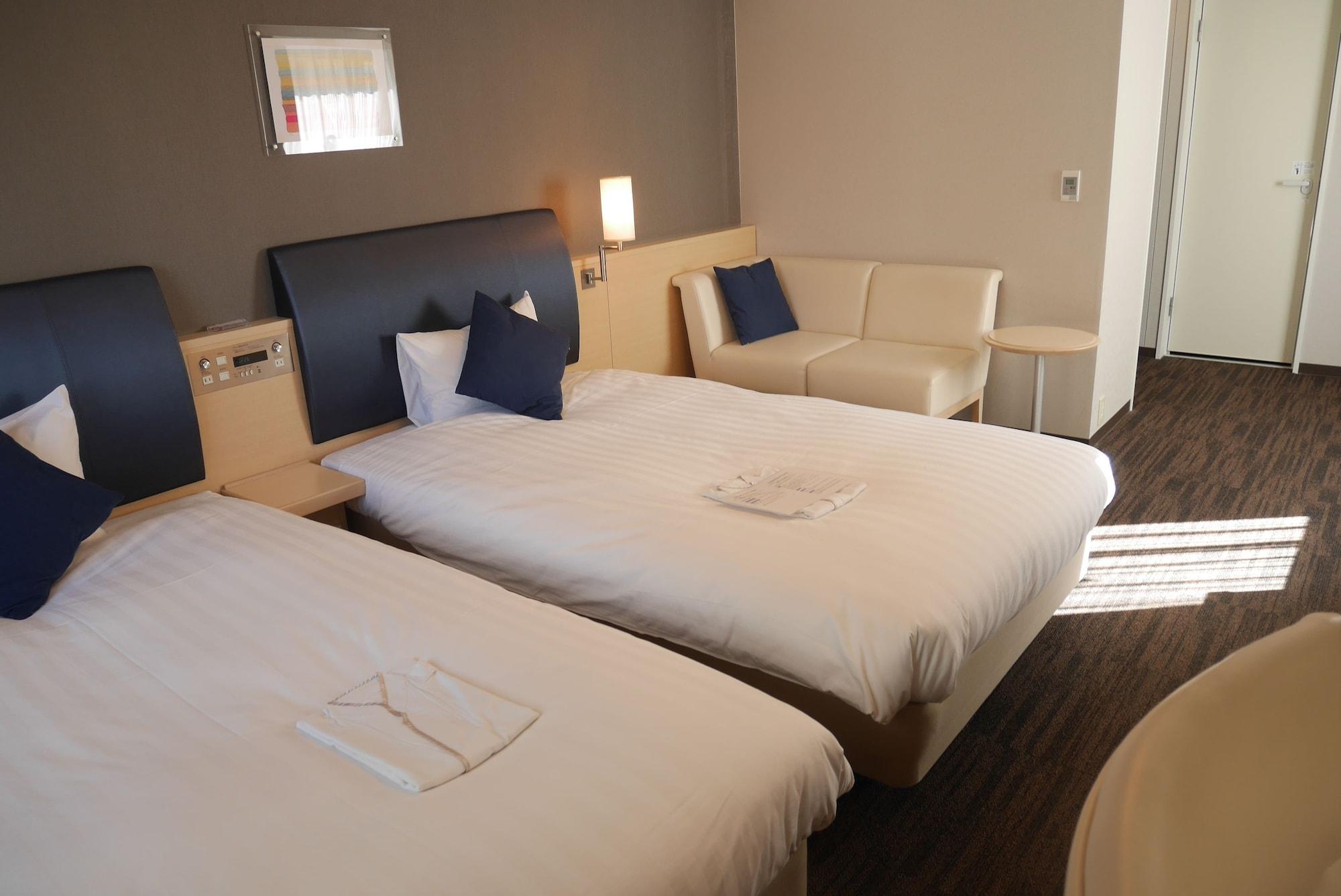 Daiwa Roynet Hotel Shin-Yokohama Йокогама Экстерьер фото